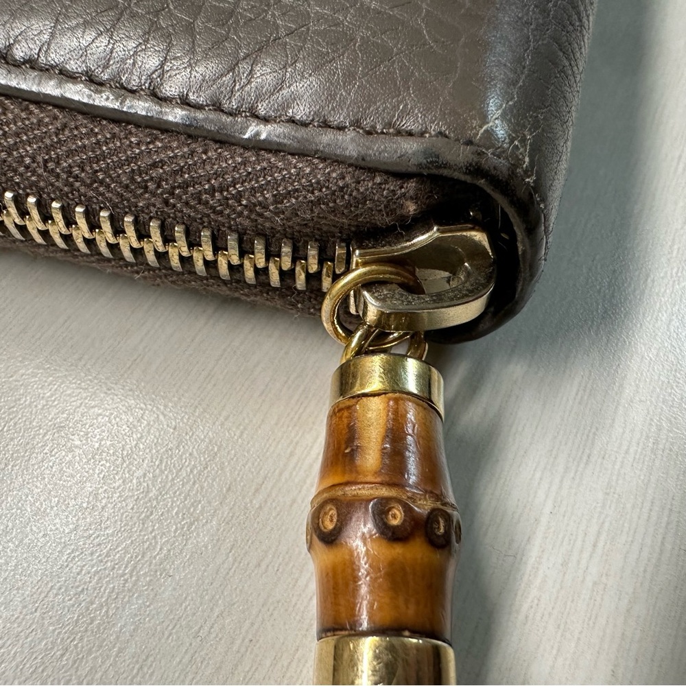GUCCI Bamboo Tassel Swing Leather Zip Around Long Wallet Brown-Gray - Picture 9 of 10
